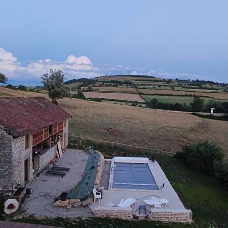 Gite Dans Ancien Moulin Sainte-Helene  Exterior foto